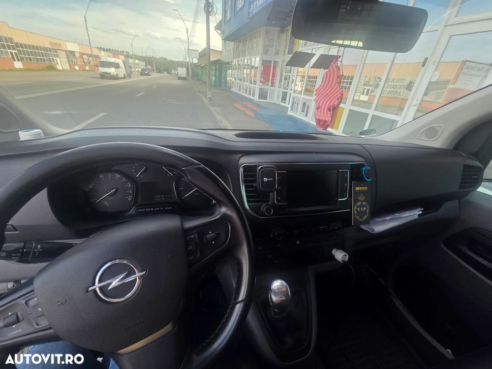 Opel Vivaro 2.0 CDTI 150CP Combi L0H1 (S) Standard - 9