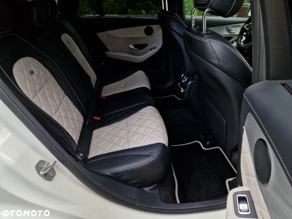 Mercedes-Benz GLC - 11