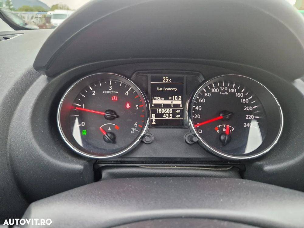 Nissan Qashqai 1.6 DCI ALL-MODE 4x4i ACENTA - 12