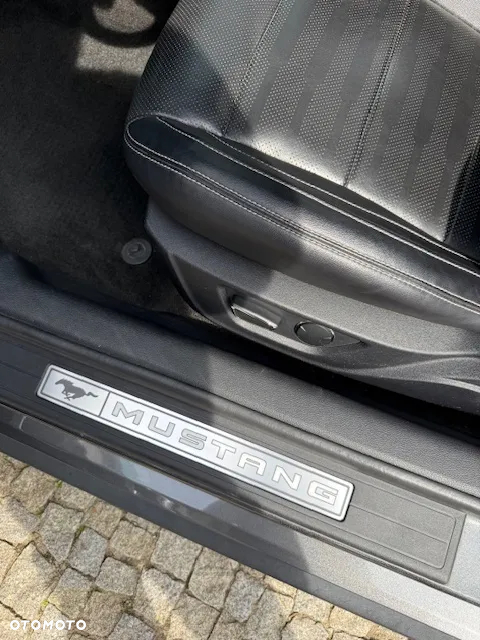 Ford Mustang 5.0 V8 GT - 15