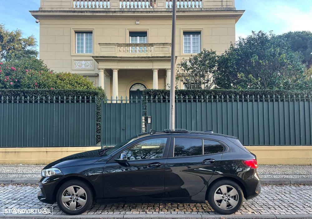 BMW 116 d Line Sport — fotografia 2