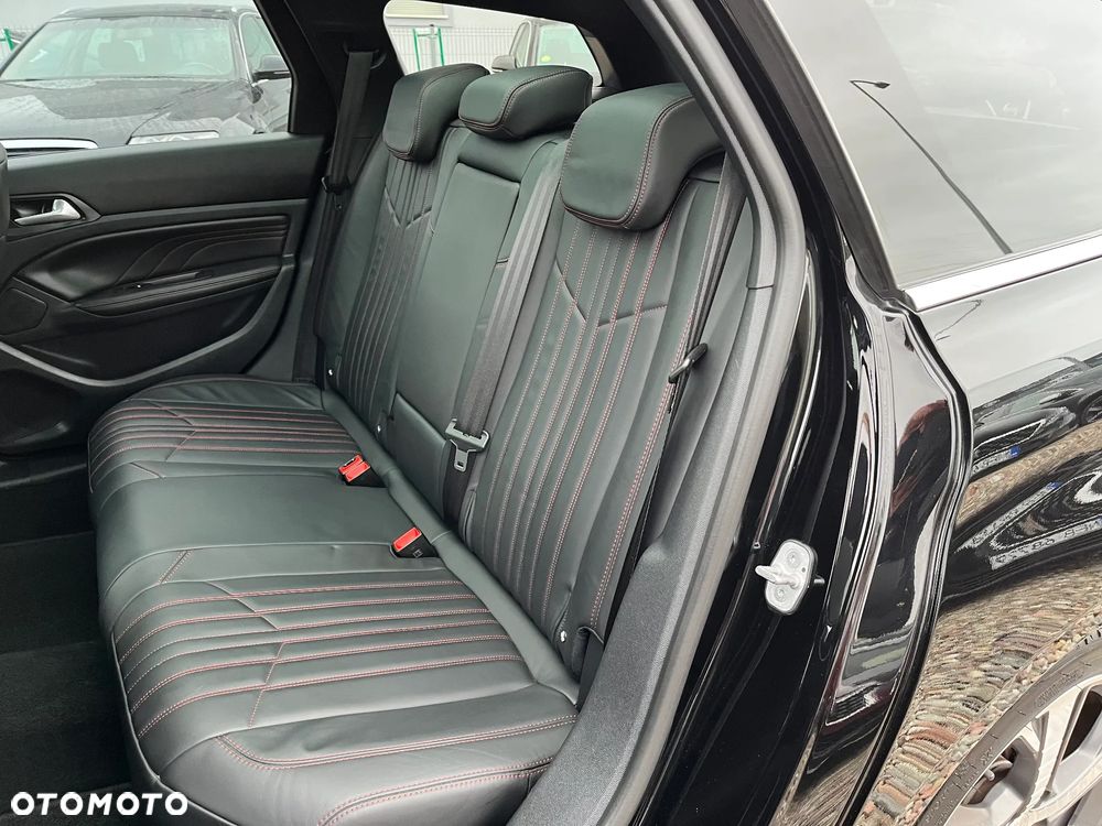 Peugeot 308 BlueHDi 150 EAT6 Stop & Start GT-Line Edition - 28