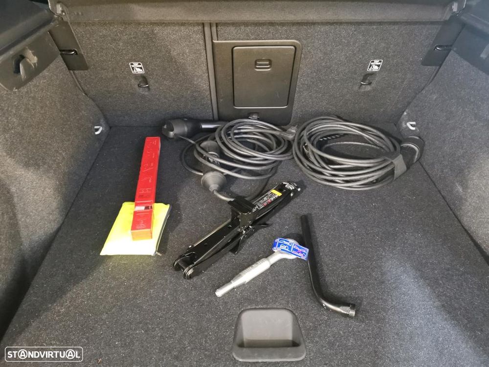 Volvo XC 40 1.5 T4 PHEV R-Design - 9