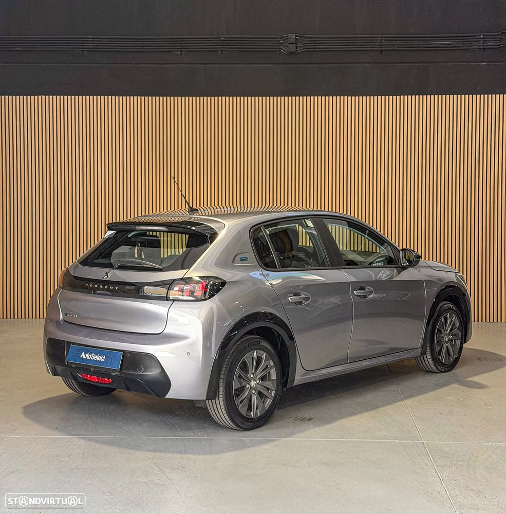 Peugeot e-208 Active - 12
