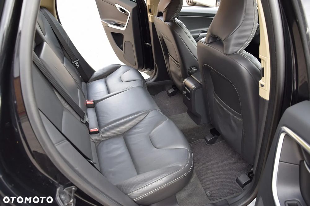 Volvo XC 60 - 19
