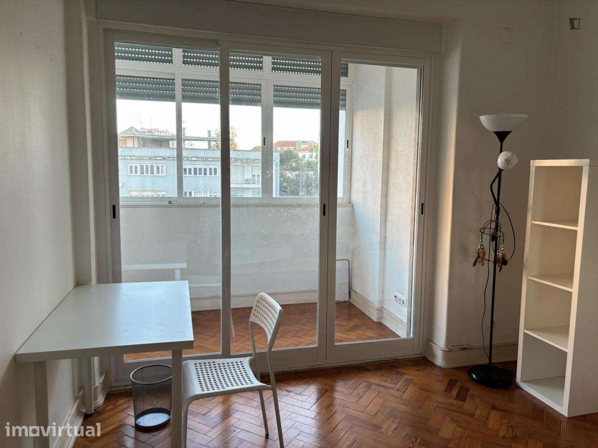 Quarto - localizado em Alvalade Lisbon - Grande imagem: 4/23