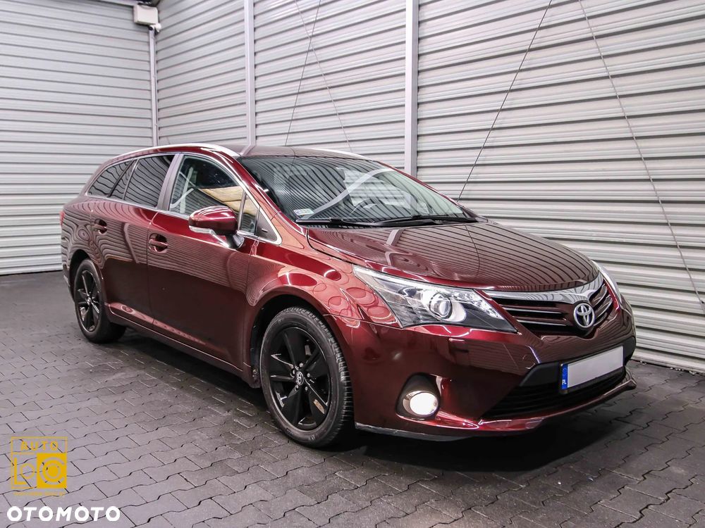 Toyota Avensis 2.0 D-4D Premium - 6