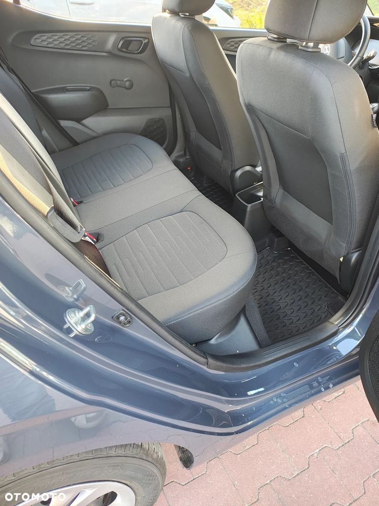 Hyundai i10 - 15