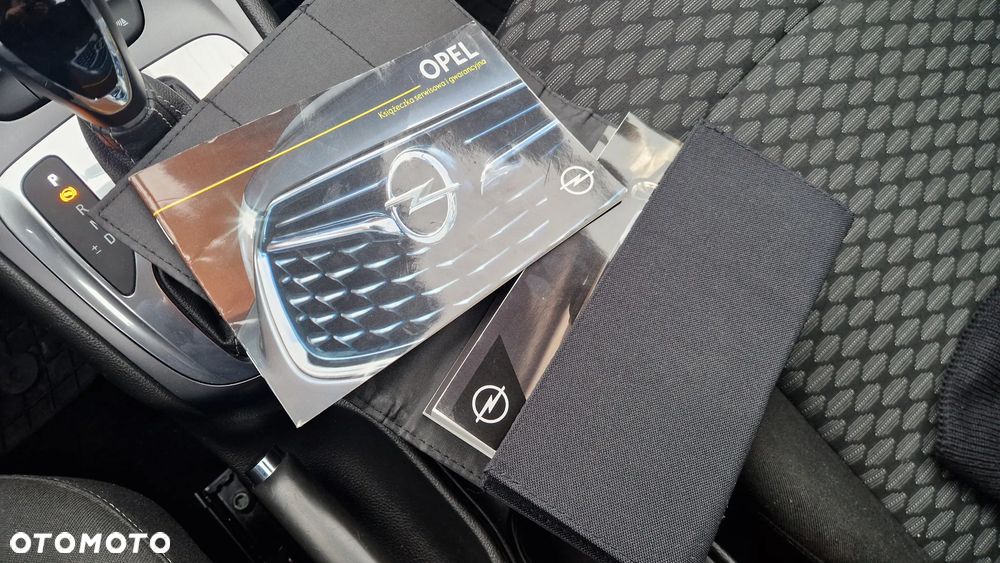 Opel Astra 1.4 T Business Elegance S&S - 15