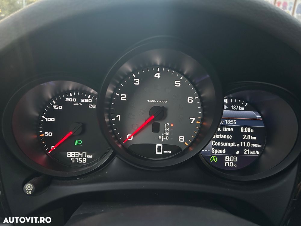 Porsche Macan 3.0 PDK S - 23