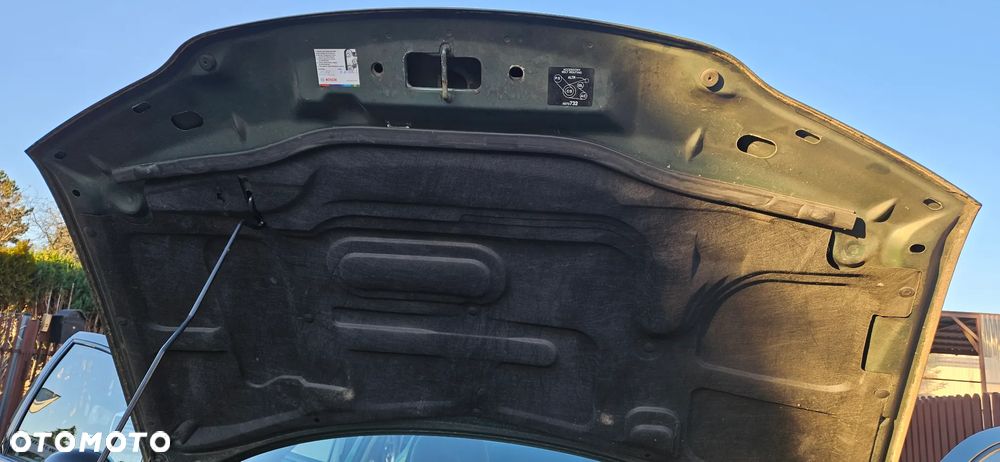 Chrysler Stratus - 32