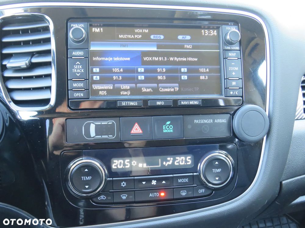 Mitsubishi Outlander 2.2 DI-D 4WD Diamant Edition - 24