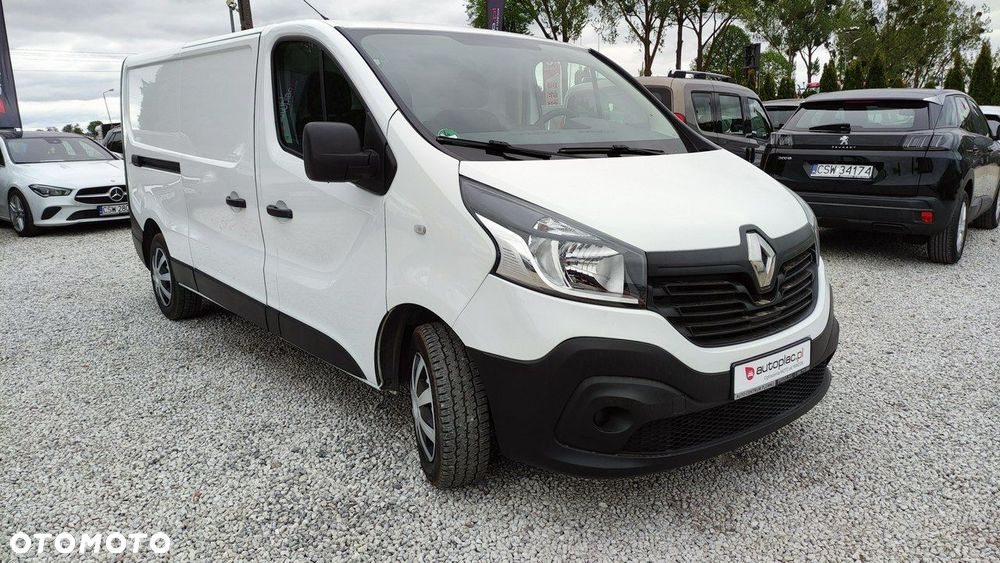 Renault Trafic - 2