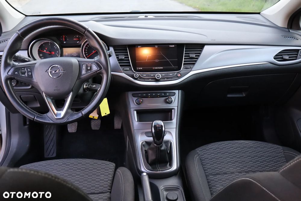 Opel Astra 1.6 CDTI Sports Tourer Active - 22