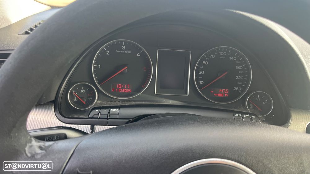 Audi A4 1.9 TDI m5 - 8
