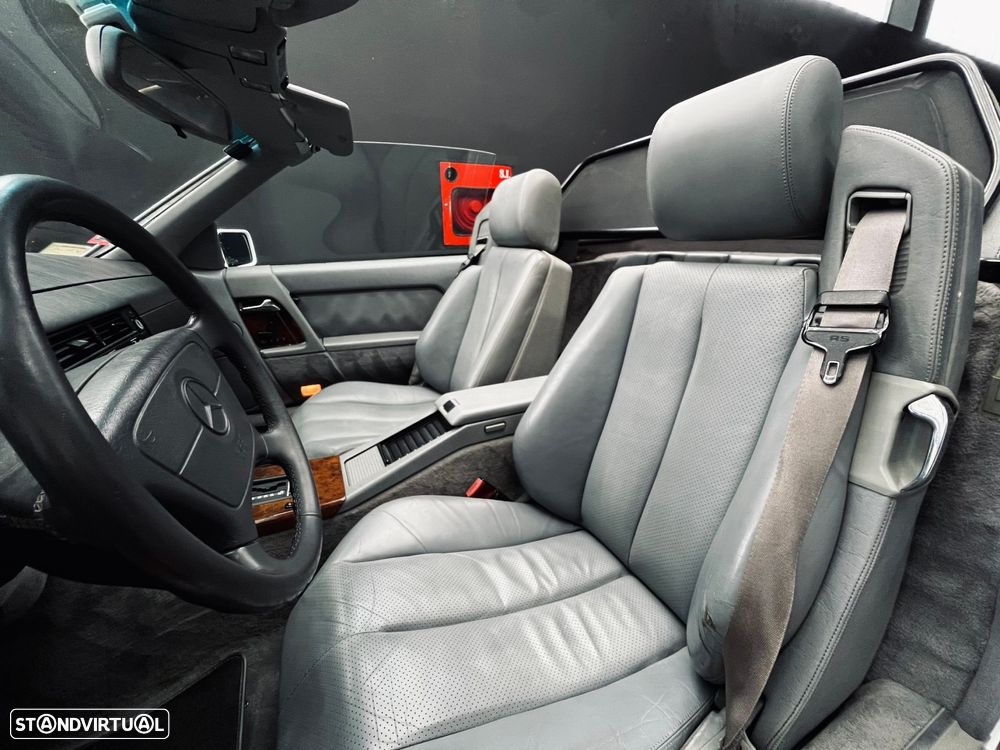 Mercedes-Benz SL 500 Standard - 12