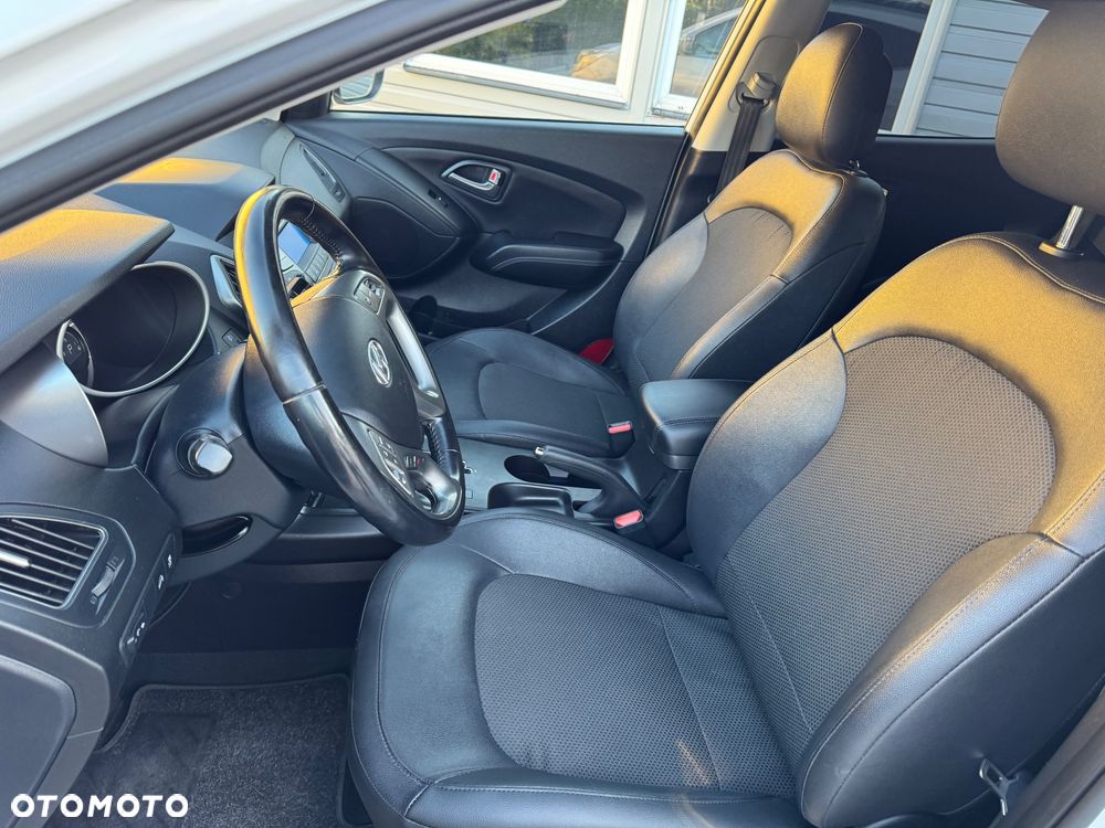 Hyundai ix35 2.0 2WD Automatik Trend - 19