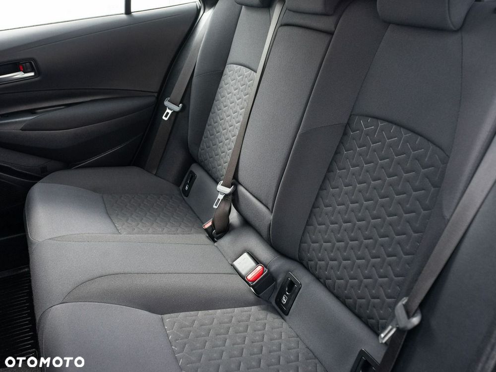 Toyota Corolla - 23