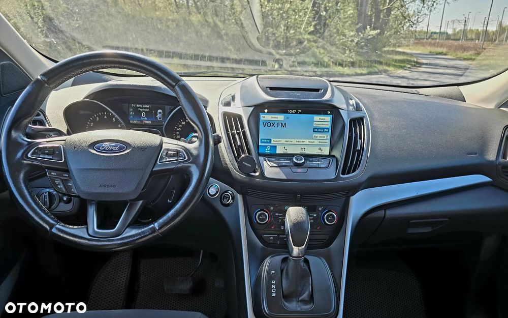 Ford Kuga - 11
