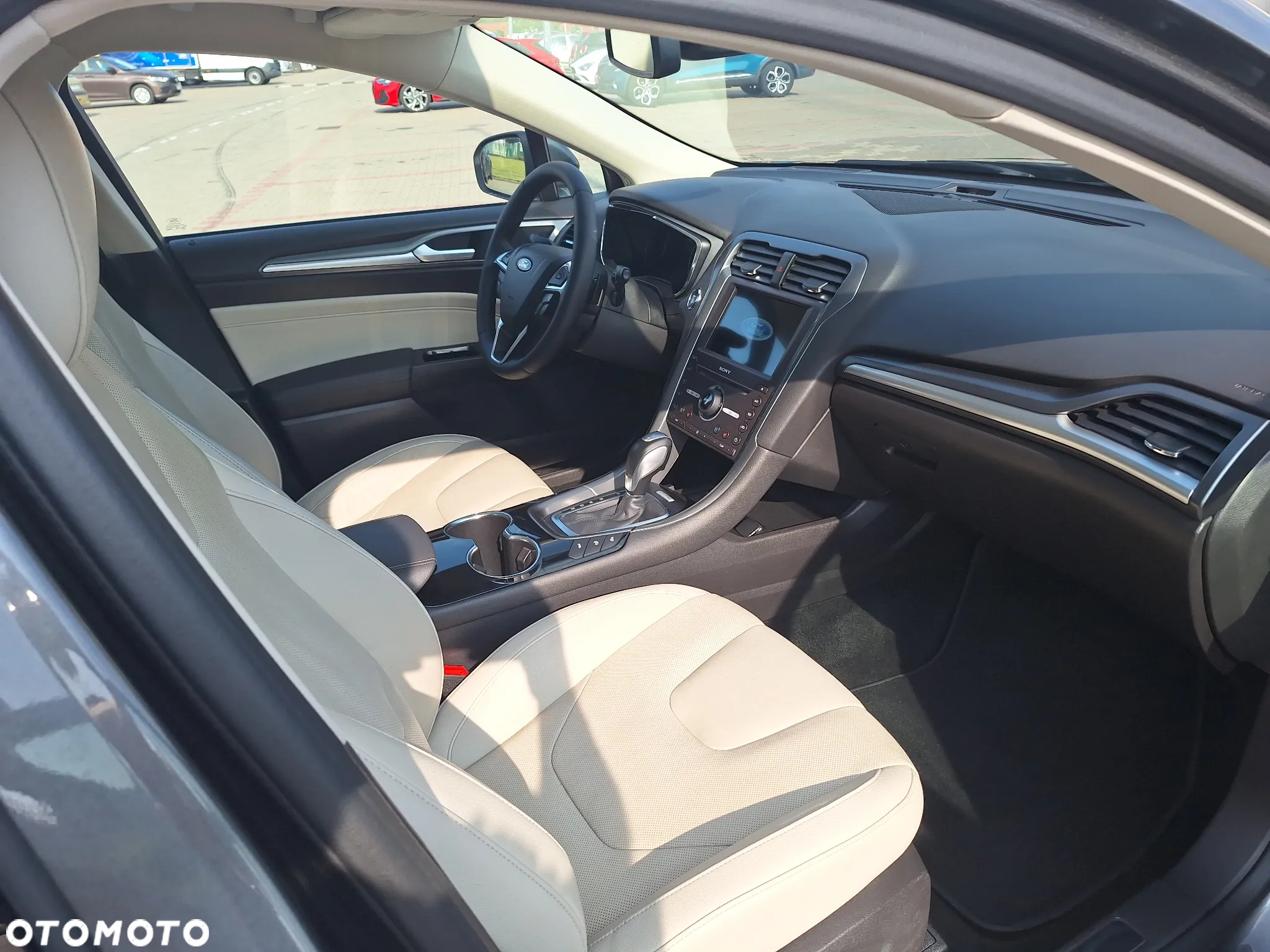 Ford Mondeo 2.0 TDCi Bi-Turbo PowerShift-Aut Titanium - 14