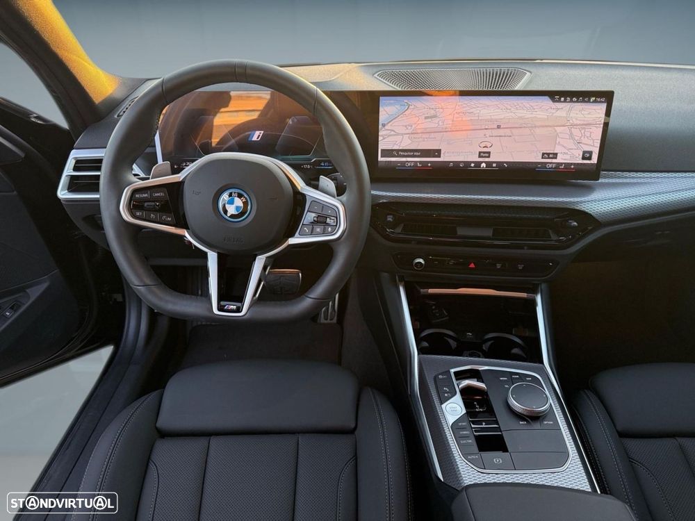 BMW 330 e Pack Desportivo M Pro Auto - 9
