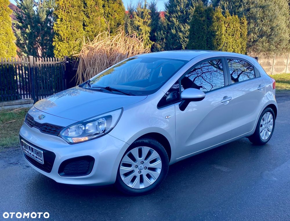 Kia Rio 1.2 Attract - 1