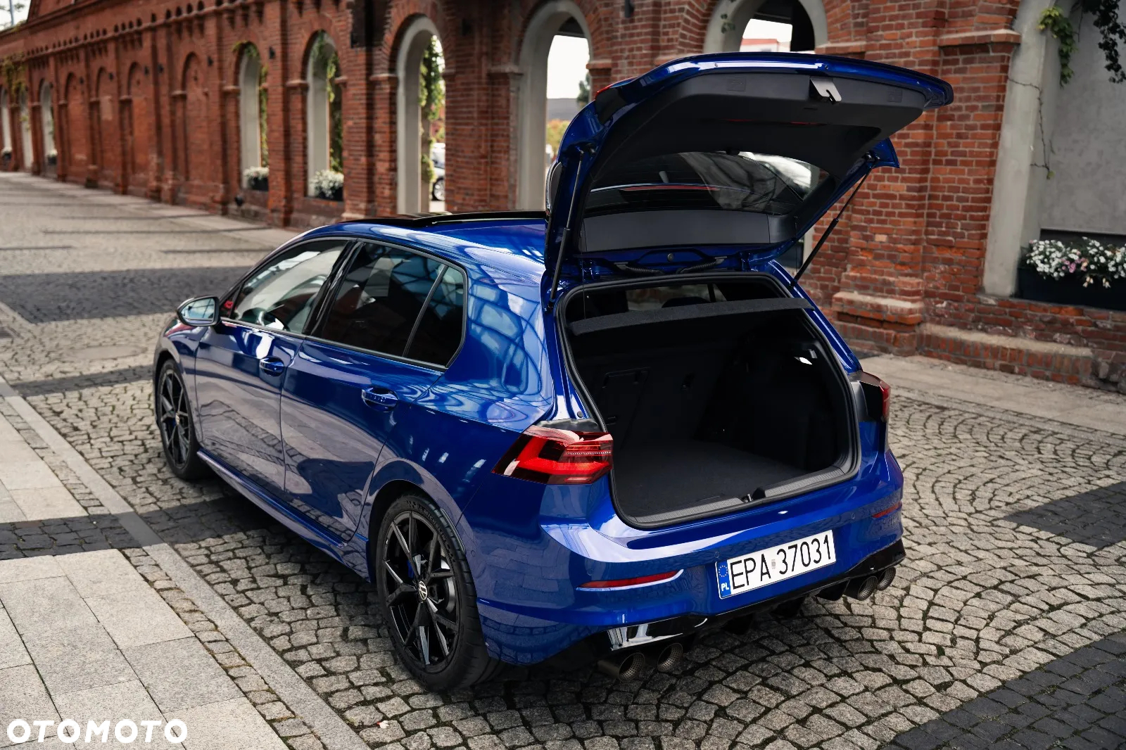 Volkswagen Golf 2.0 TSI OPF 4Motion DSG R - 14
