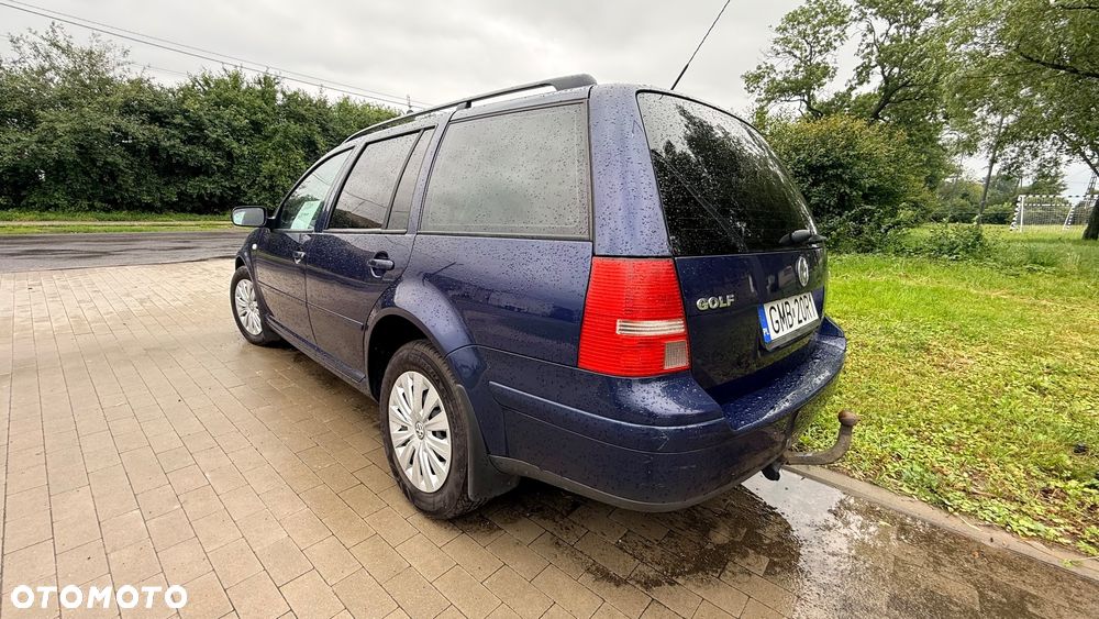 Volkswagen Golf - 3