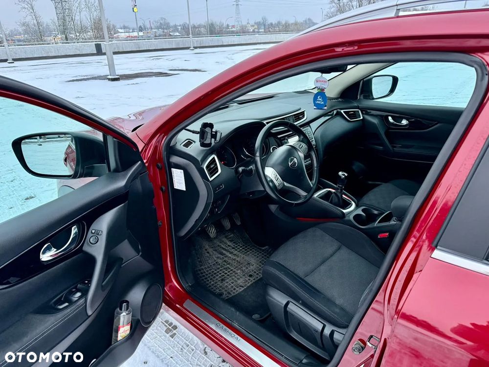 Nissan Qashqai 1.6 DIG-T N-Connecta - 11