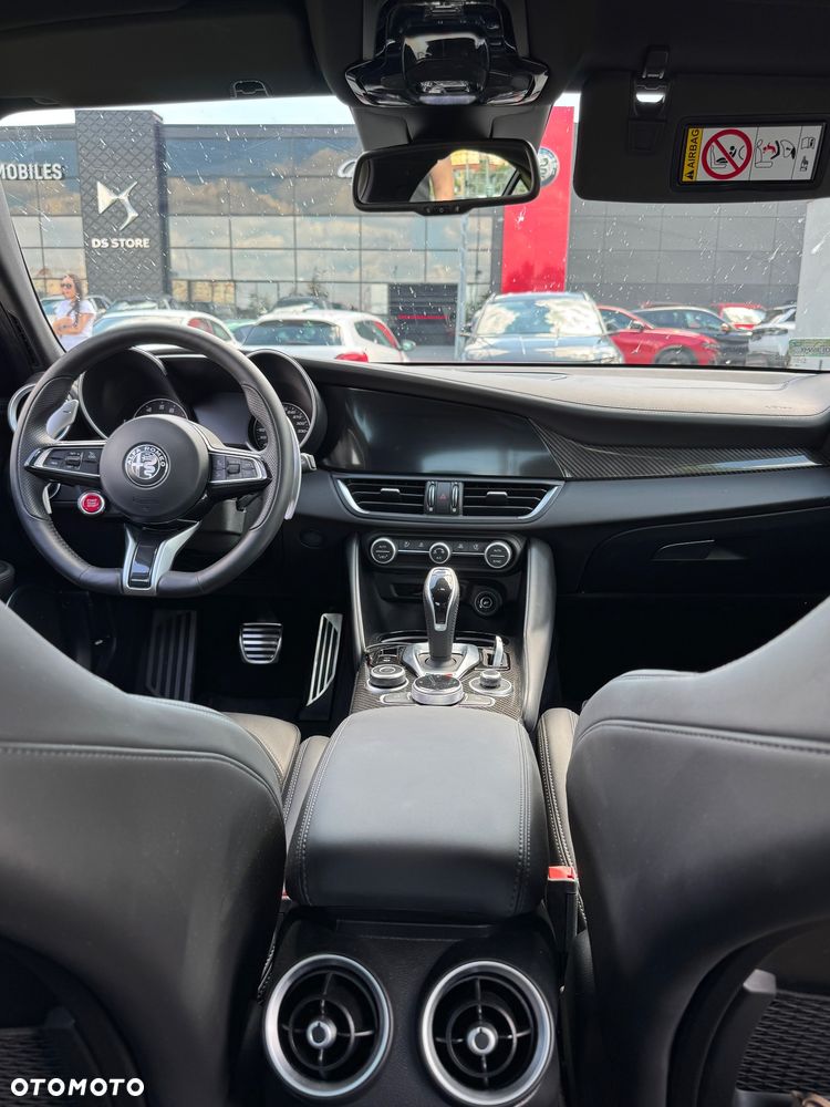 Alfa Romeo Giulia 2.9 Bi Turbo V6 Quadrifoglio - 19