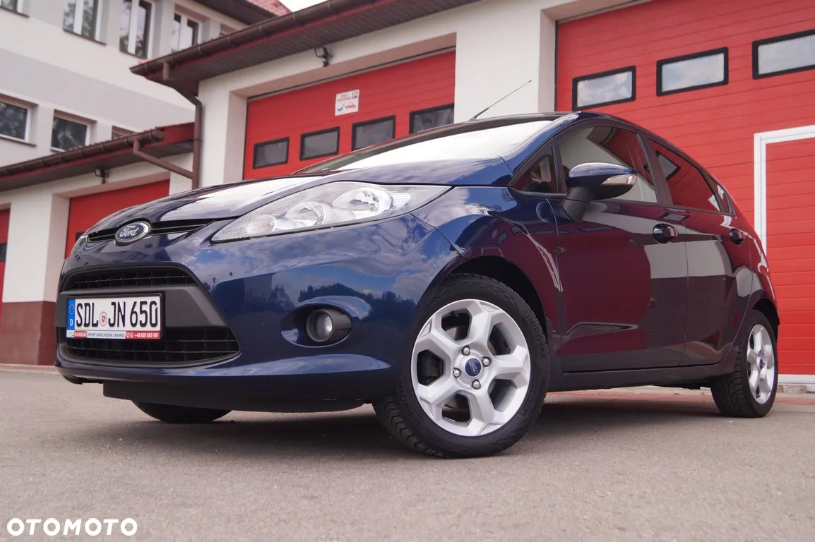 Ford Fiesta 1.25 Ambiente EU5 - 13