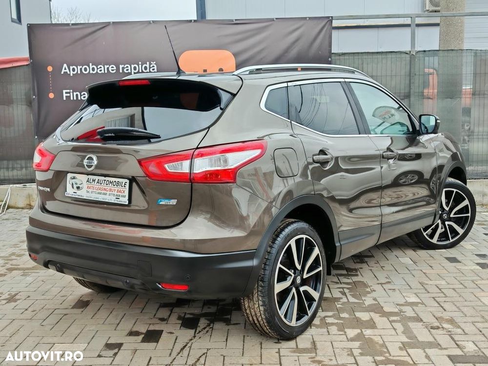 Nissan Qashqai 1.6 DCI Xtronic TEKNA+ - 8