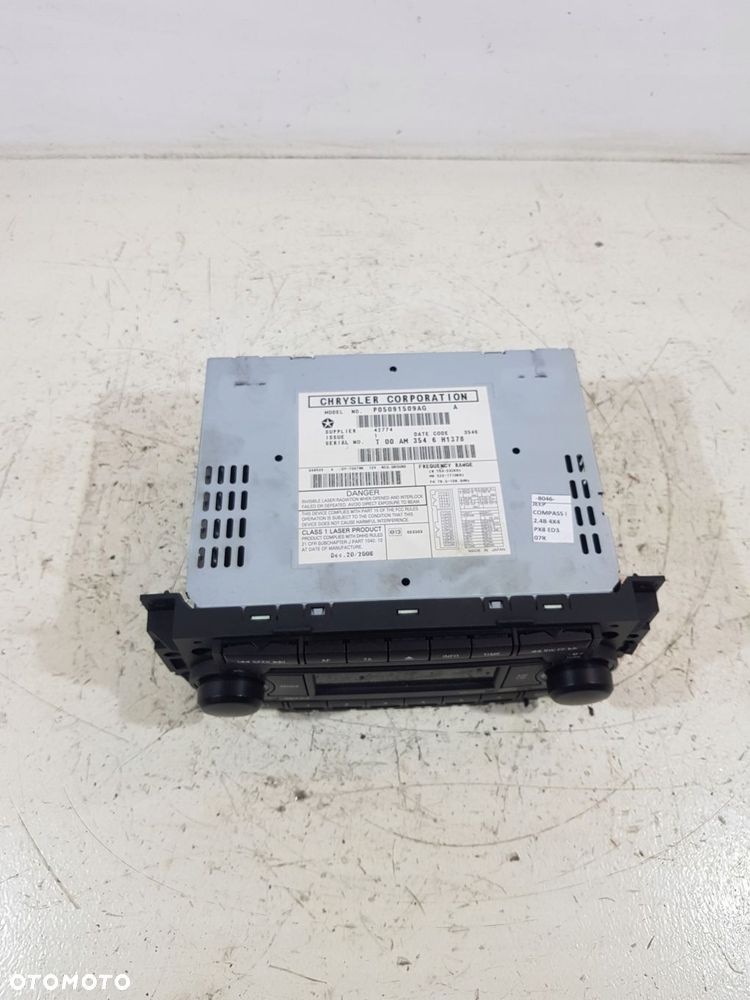radio radioodtwarzacz cd p05091509ag jeep compass i 07 rok 2.4b - 2