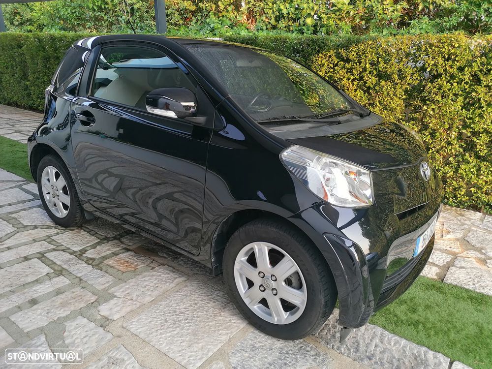 Toyota iQ 1.0 VVT-i Essential+AC - 7