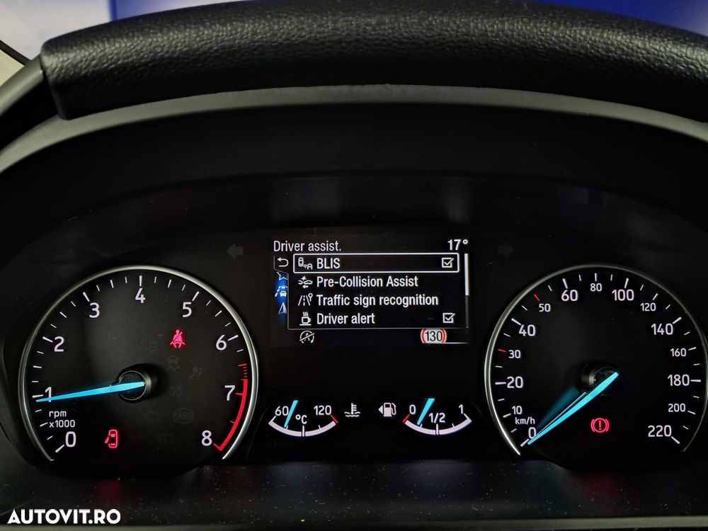 Ford EcoSport - 18