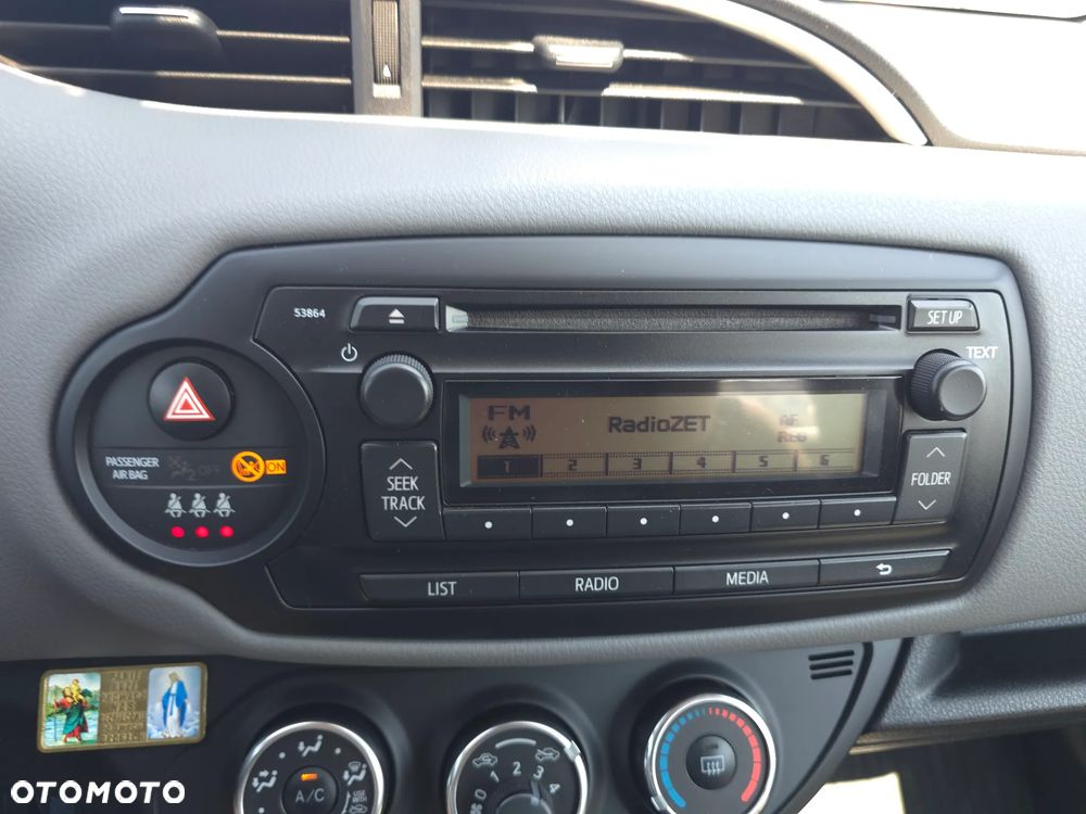 Toyota Yaris 1.33 Premium - 25