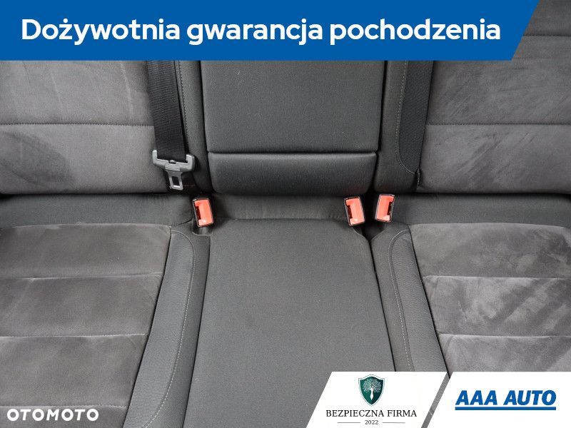 Volkswagen Golf Variant - 12