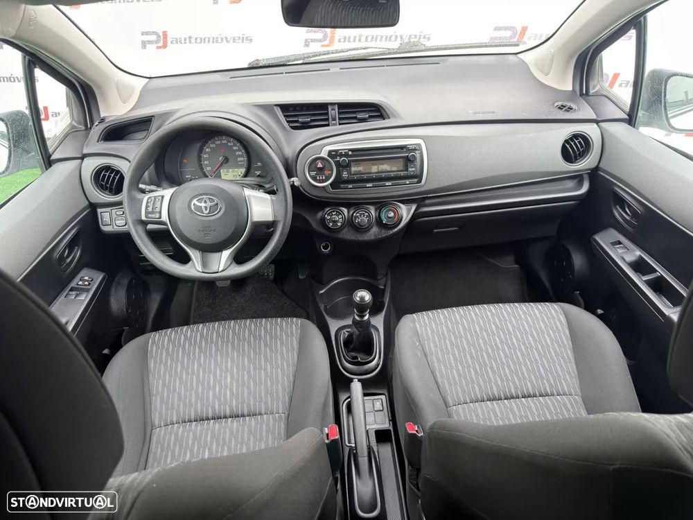 Toyota Yaris 1.4 D-4D Comfort+AC - 18