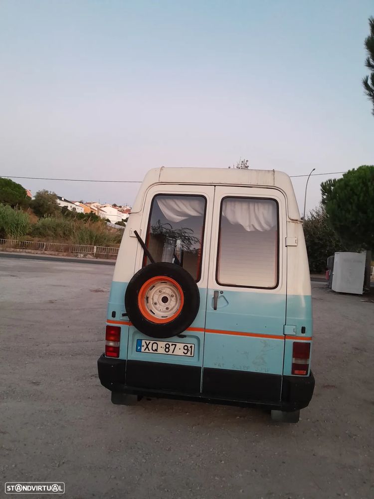 Renault Trafic 2.5 D TB 24 - 4