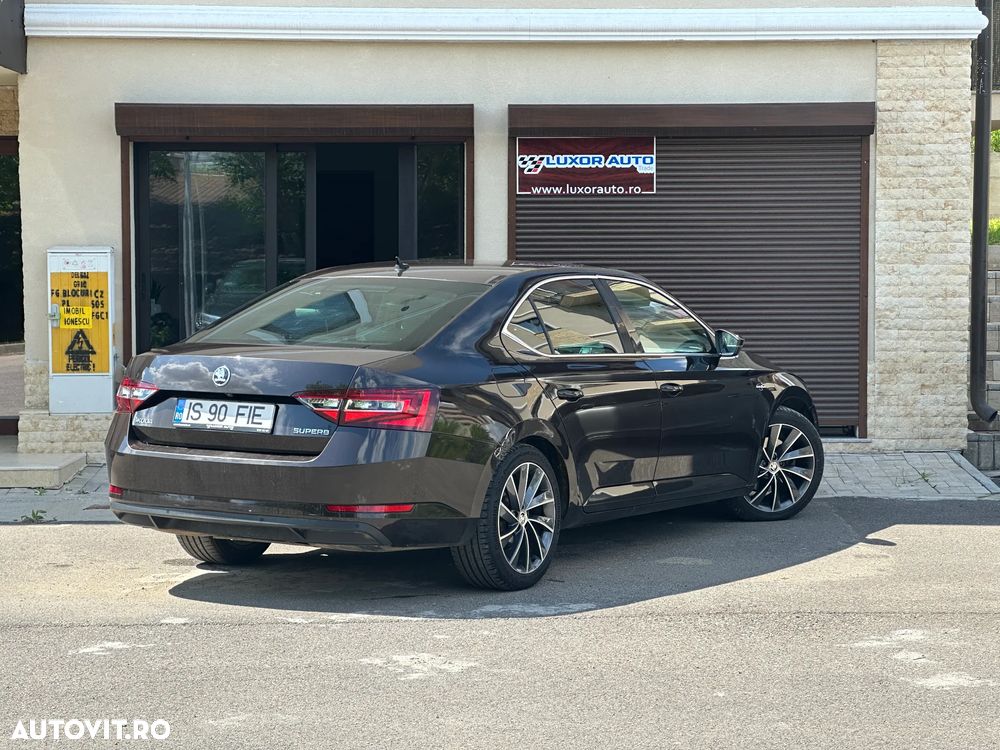 Skoda Superb 2.0 TDI DSG L&K - 9