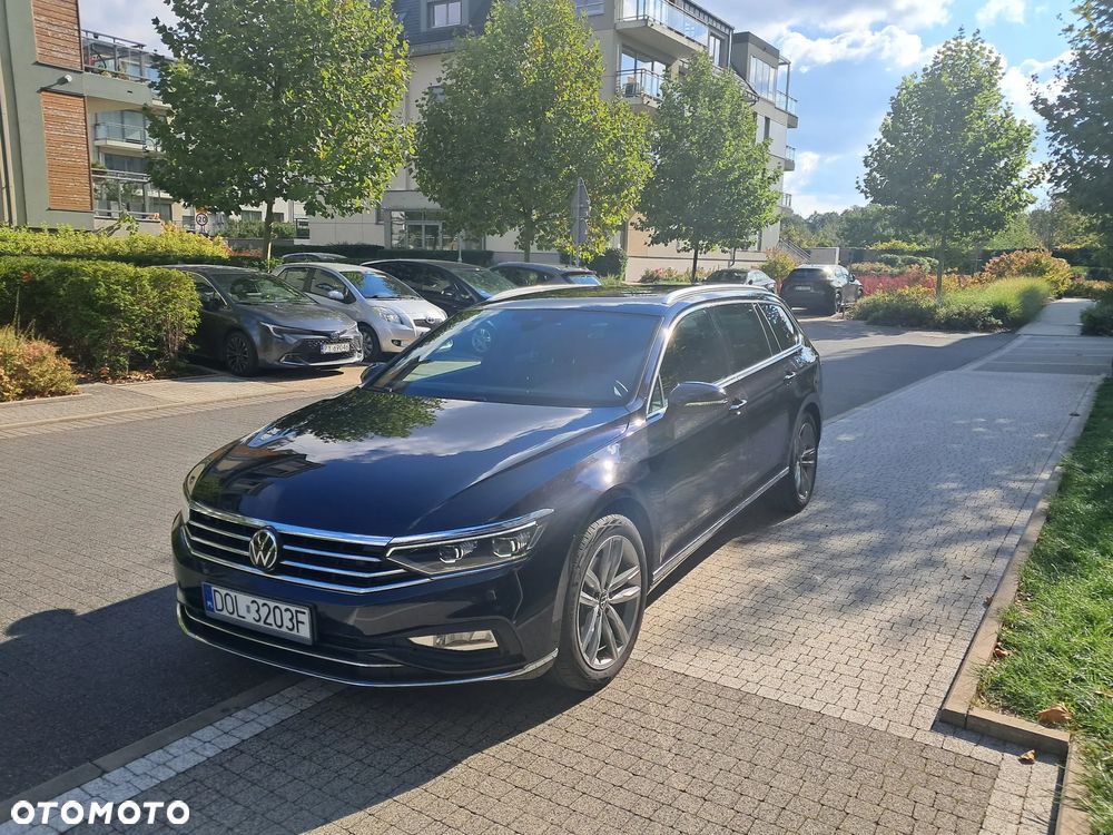 Volkswagen Passat Variant 2.0 TDI SCR DSG Business - 2