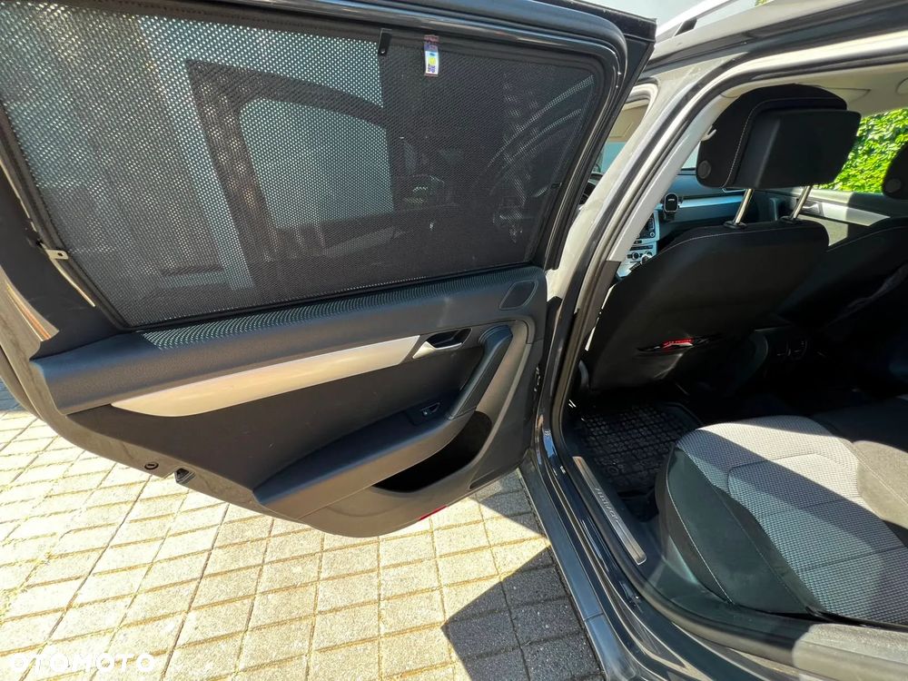 Volkswagen Passat 2.0 TDI 4Mot Highline DSG - 9