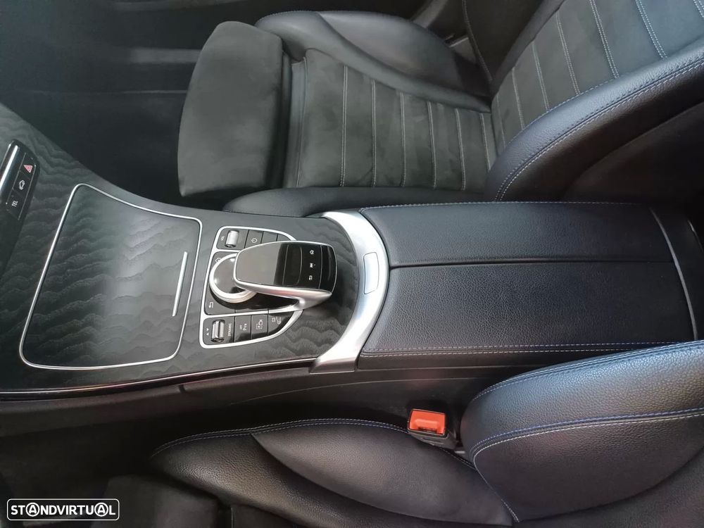 Mercedes-Benz C 300 de AMG Line - 29