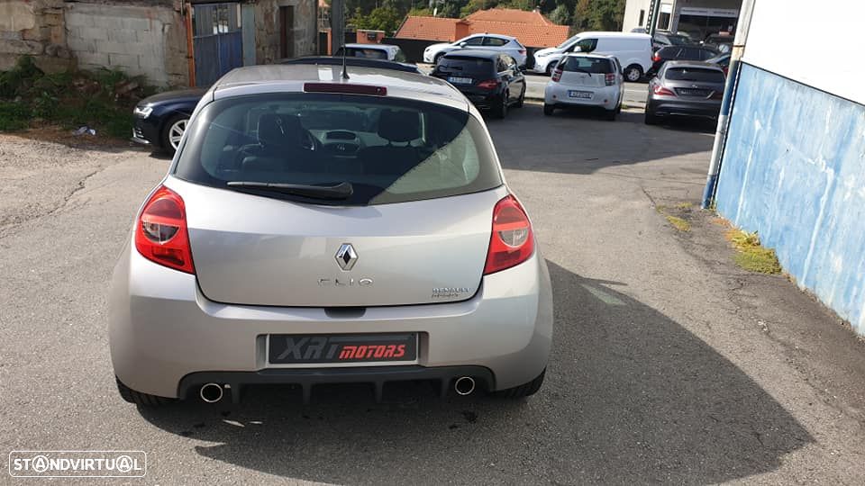 Renault Clio 2.0 16V Sport - 8