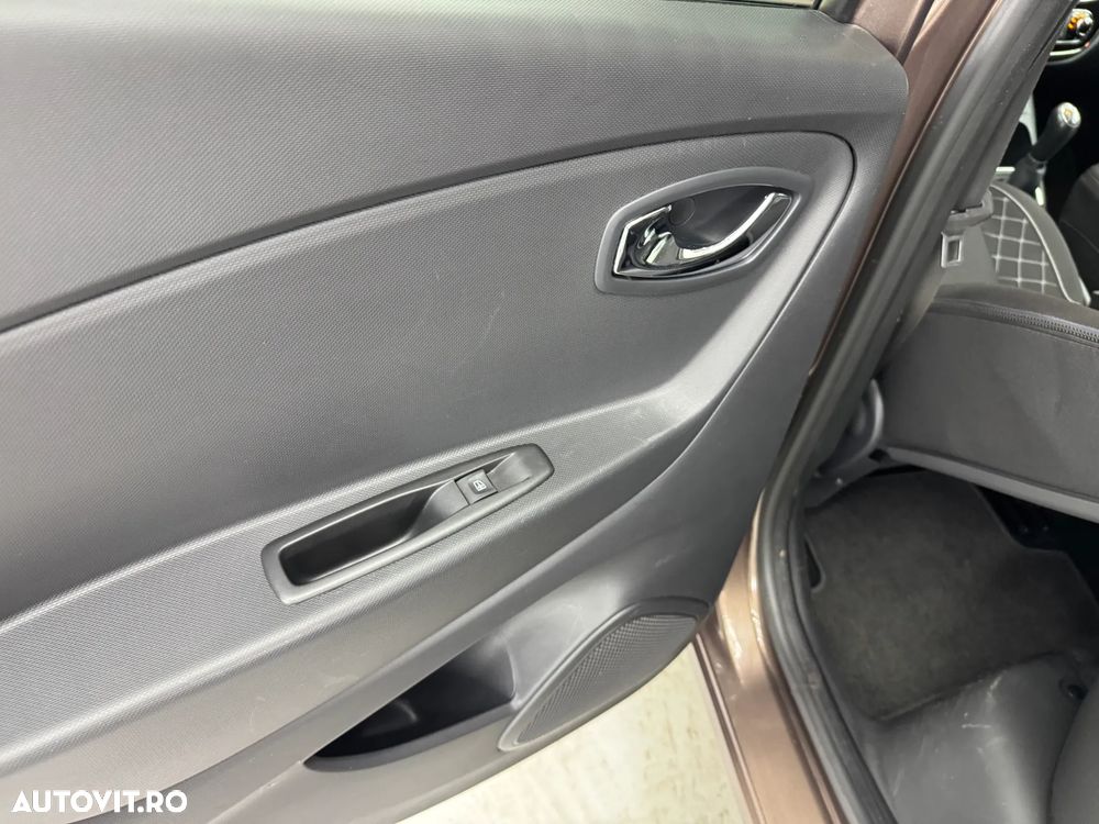 RENAULT Captur 2014 — imagine 18