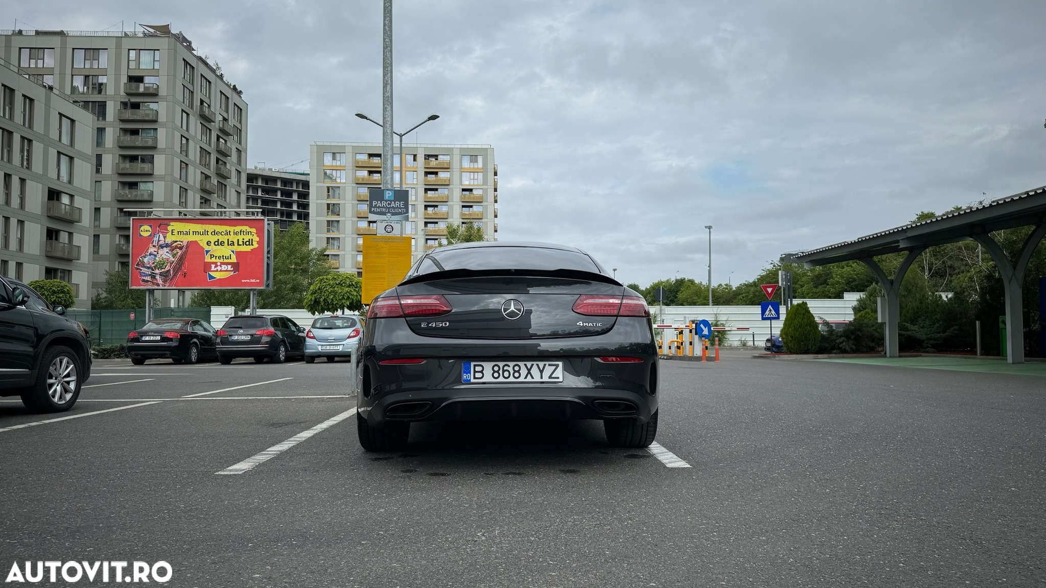 Mercedes-Benz E - 24