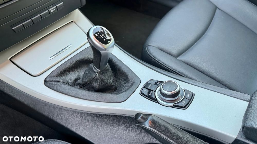 BMW Seria 3 - 21
