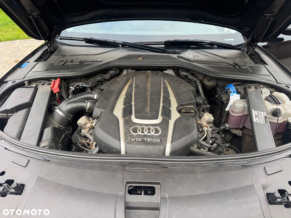Audi A8 4.0 TFSI L Quattro - 9