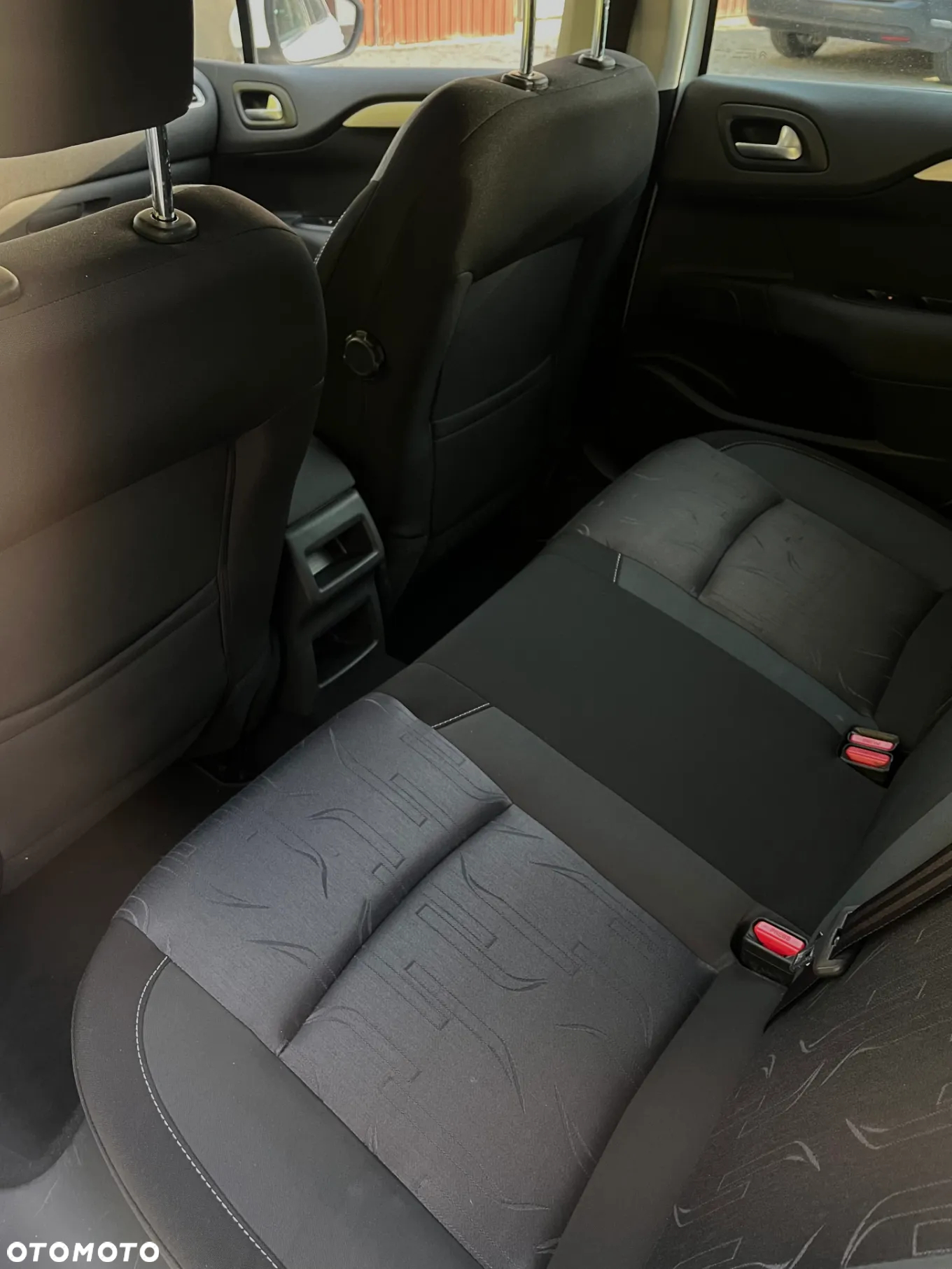Citroën C4 HDi 115 Attraction - 15