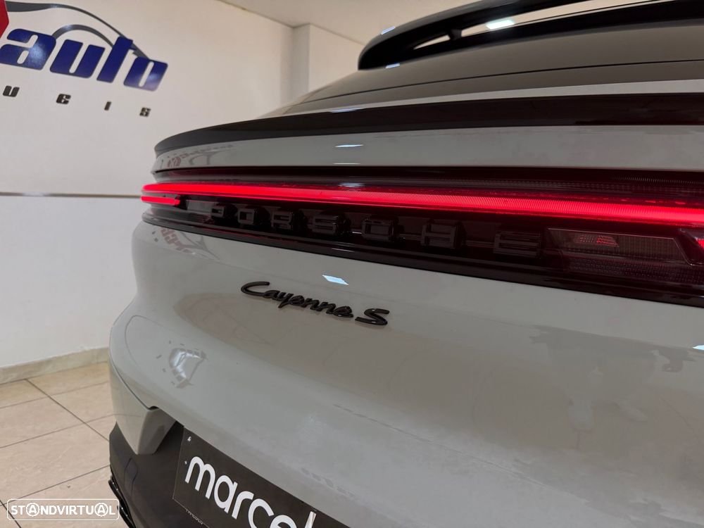 Porsche Cayenne Coupé S E-Hybrid - 14